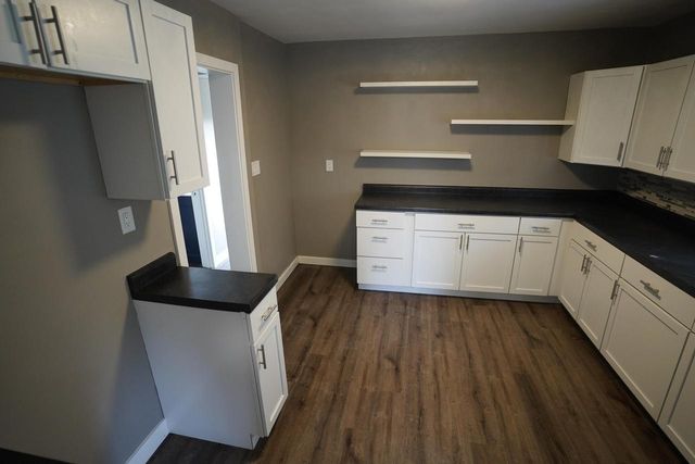 6570 N 54th STREET, Milwaukee, WI 53223