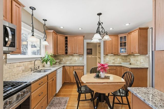 113 Warwick Road, Dewitt, NY 13214