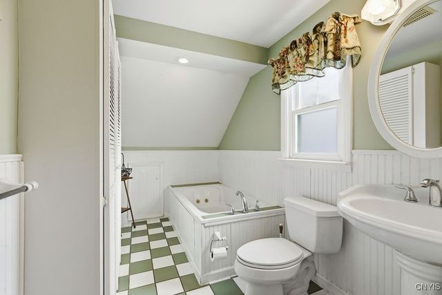 113 Warwick Road, Dewitt, NY 13214