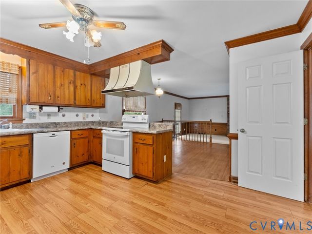 3324 Ludgate Rd, Chester, VA 23831