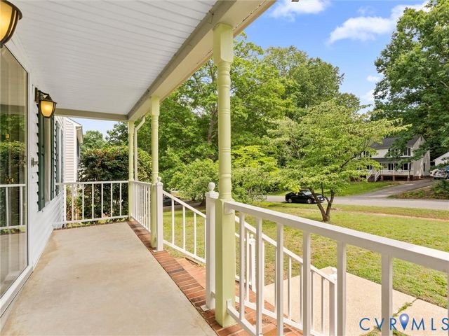 3324 Ludgate Rd, Chester, VA 23831