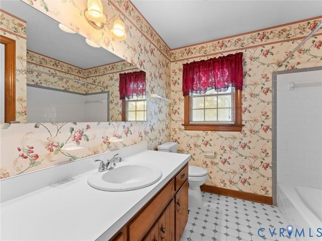 3324 Ludgate Rd, Chester, VA 23831