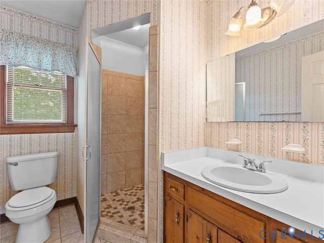 3324 Ludgate Rd, Chester, VA 23831