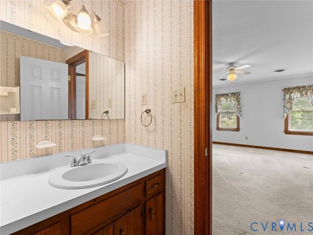 3324 Ludgate Rd, Chester, VA 23831