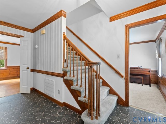 3324 Ludgate Rd, Chester, VA 23831