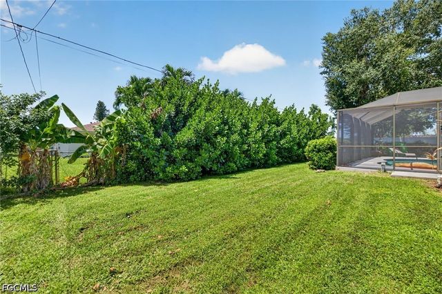 916 SE 21st LN, Cape Coral, FL 33990