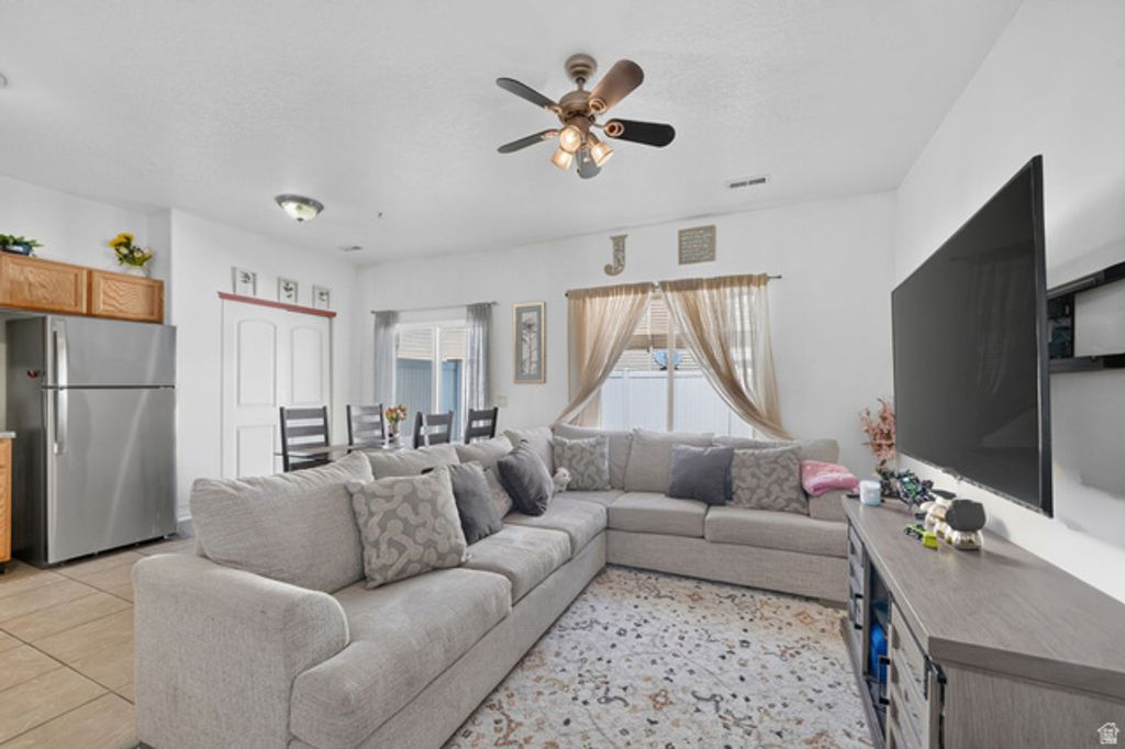 1628 W LITTLE OAK CT, West Valley City, UT 84119 — photo 2
