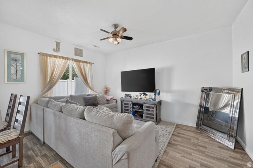 1628 W LITTLE OAK CT, West Valley City, UT 84119 — photo 3