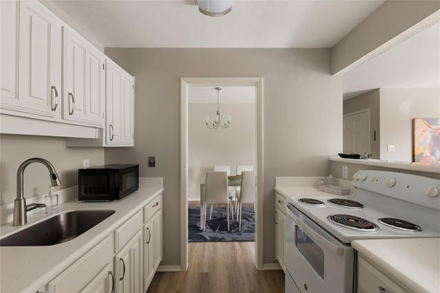 8210 Bent Tree RD 231, Austin, TX 78759