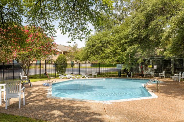 8210 Bent Tree RD 231, Austin, TX 78759