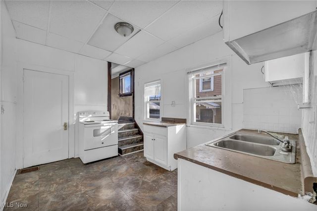 14410 Darwin Avenue, Cleveland, OH 44110