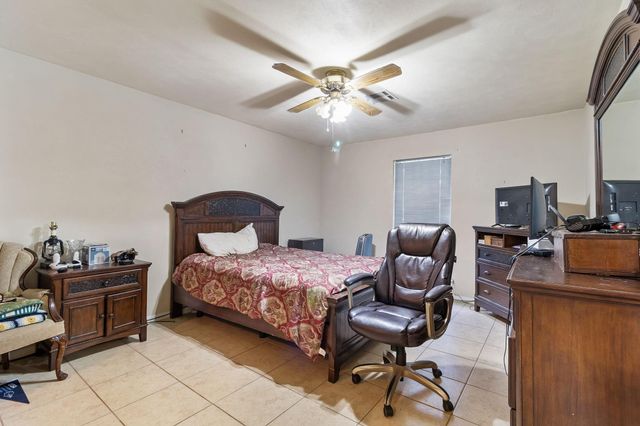 91 Dogwood Place, Point Blank, TX 77364