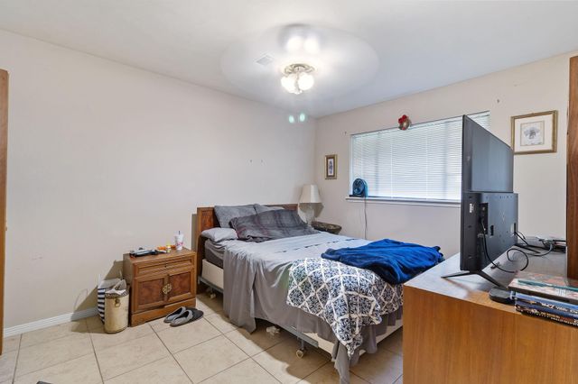 91 Dogwood Place, Point Blank, TX 77364