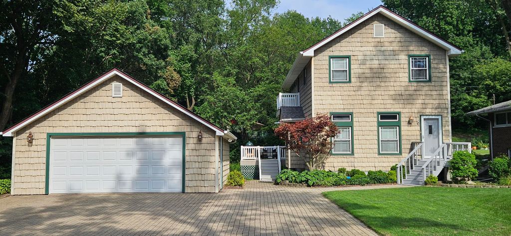 1071 N Warren Street, Gary, IN 46403