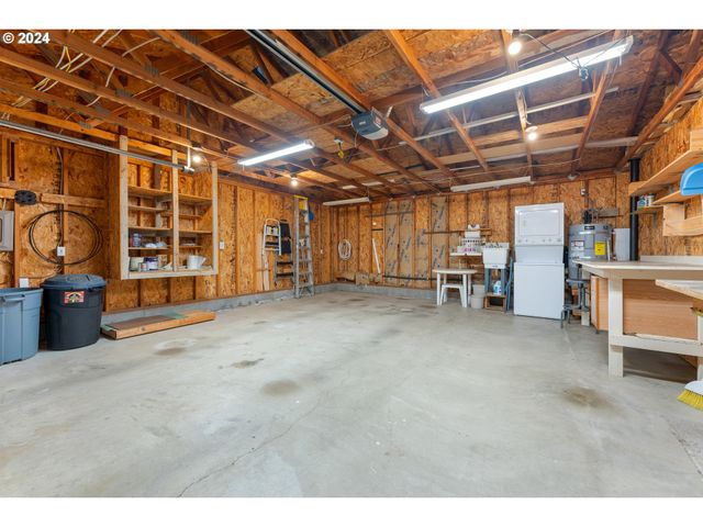 7 POND Ln, Lakeside, OR 97449