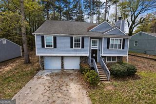 6189 Valdez Drive, Rex, GA 30273