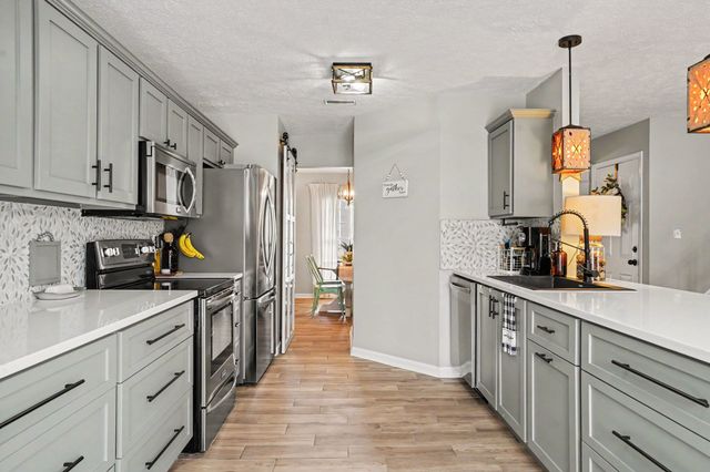 2150 Blake Dr, Antioch, TN 37013