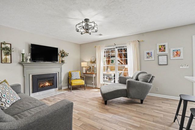 2150 Blake Dr, Antioch, TN 37013