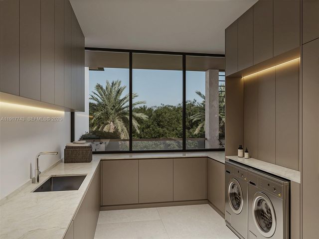 420 Sunset Dr, Coral Gables, FL 33143