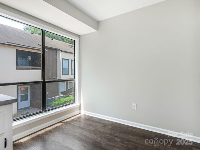 7378 Winery Lane, Charlotte, NC 28227