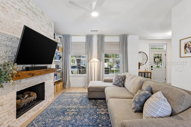 32 3rd Ave, Bluffton, SC 29910