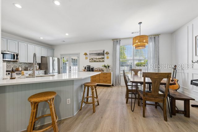 32 3rd Ave, Bluffton, SC 29910