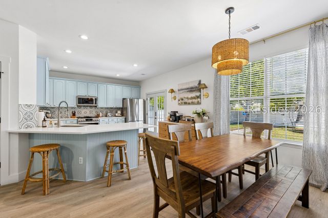 32 3rd Ave, Bluffton, SC 29910