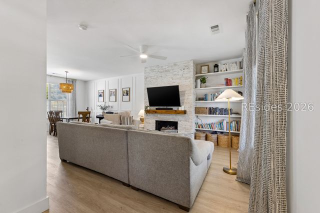 32 3rd Ave, Bluffton, SC 29910