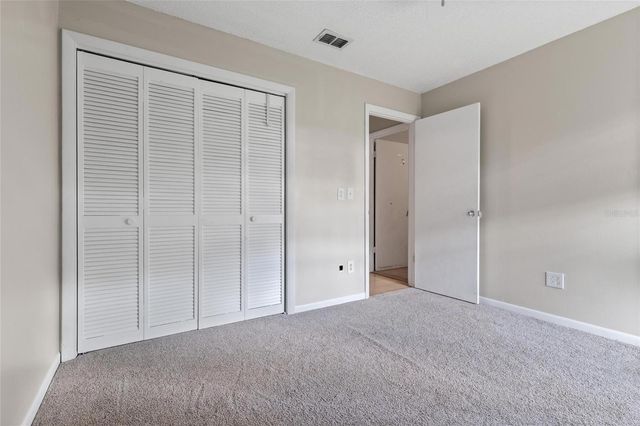 15648 BEAR CREEK DRIVE, Tampa, FL 33624