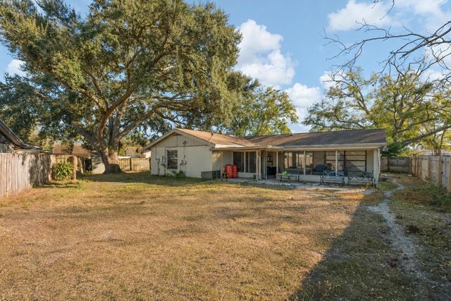 15648 BEAR CREEK DRIVE, Tampa, FL 33624