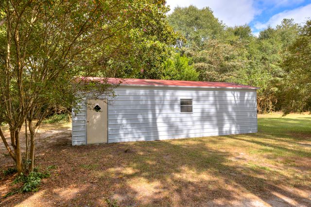 116 W Sumter Street W, Mayesville, SC 29104