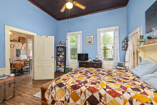 116 W Sumter Street W, Mayesville, SC 29104