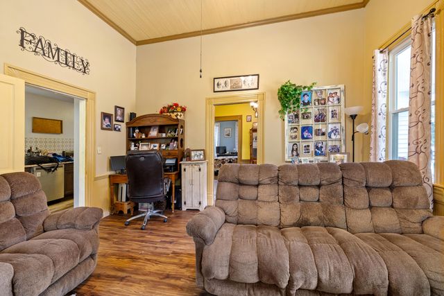 116 W Sumter Street W, Mayesville, SC 29104