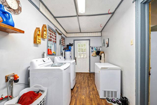 116 W Sumter Street W, Mayesville, SC 29104