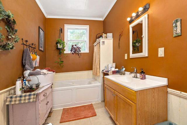 116 W Sumter Street W, Mayesville, SC 29104