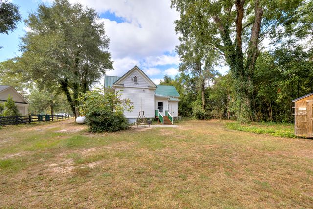 116 W Sumter Street W, Mayesville, SC 29104
