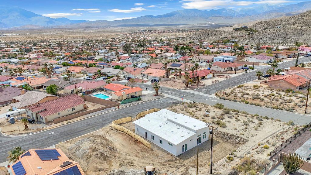 Image 39 of property listing at 66778 Casa Grande Drive, Desert Hot Springs, CA 92240