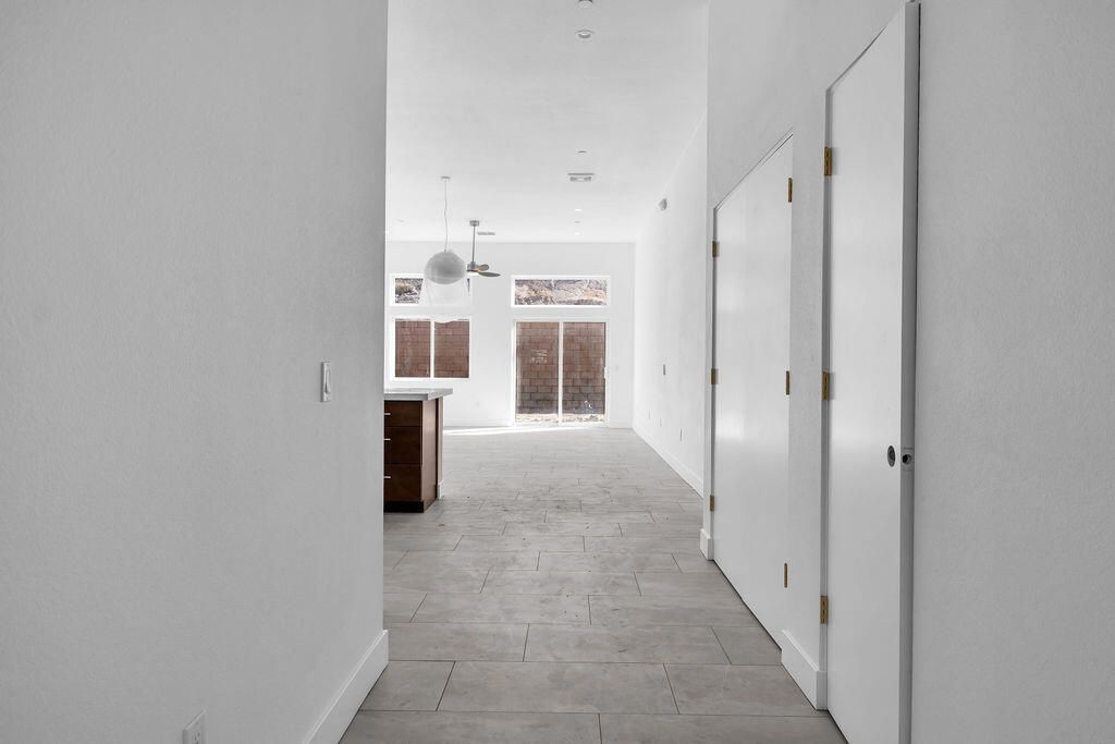 Image 7 of property listing at 66778 Casa Grande Drive, Desert Hot Springs, CA 92240