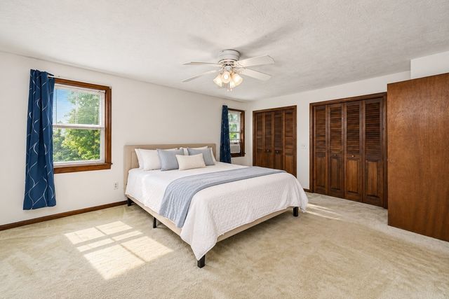 31 Pikes Hill Rd, Sterling, MA 01564