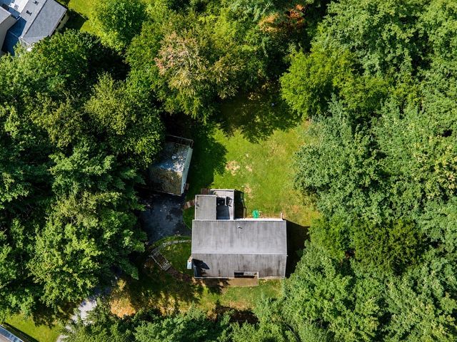 31 Pikes Hill Rd, Sterling, MA 01564
