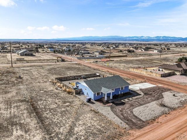 718 S Palomino Way, Pueblo West, CO 81007