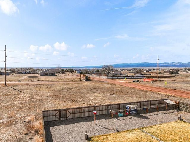 718 S Palomino Way, Pueblo West, CO 81007