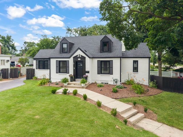 207 N Main Street, Lombard, IL 60148