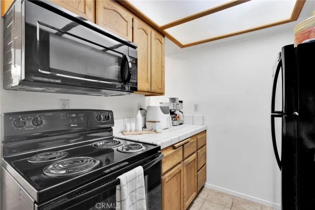 19242 Cottonwood Drive, Apple Valley, CA 92308