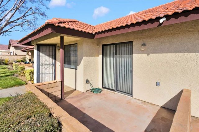 19242 Cottonwood Drive, Apple Valley, CA 92308