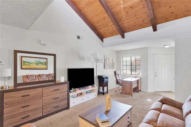 19242 Cottonwood Drive, Apple Valley, CA 92308