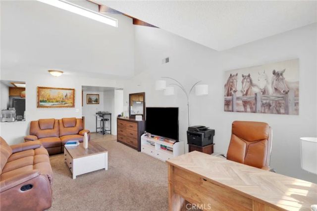 19242 Cottonwood Drive, Apple Valley, CA 92308