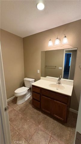 1463 Hunter, Merced, CA 95340