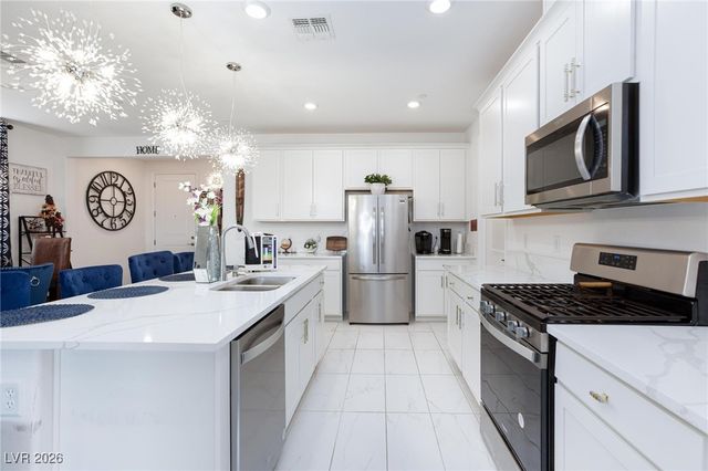 134 Sedona Sands Lane, Henderson, NV 89011