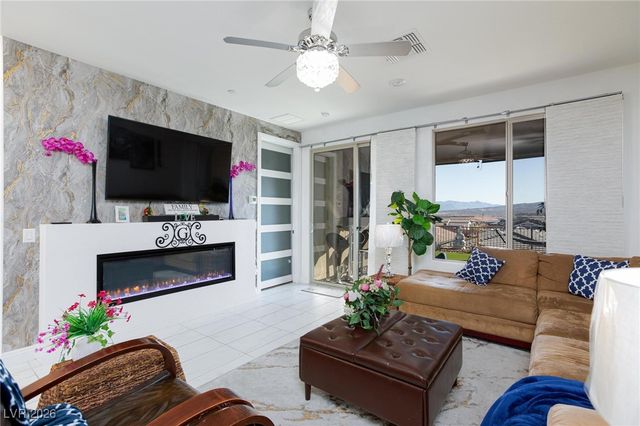 134 Sedona Sands Lane, Henderson, NV 89011